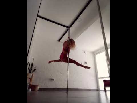Pole Dance: ¿qué es y qué beneficios nos aporta? todo lo que necesitas saber