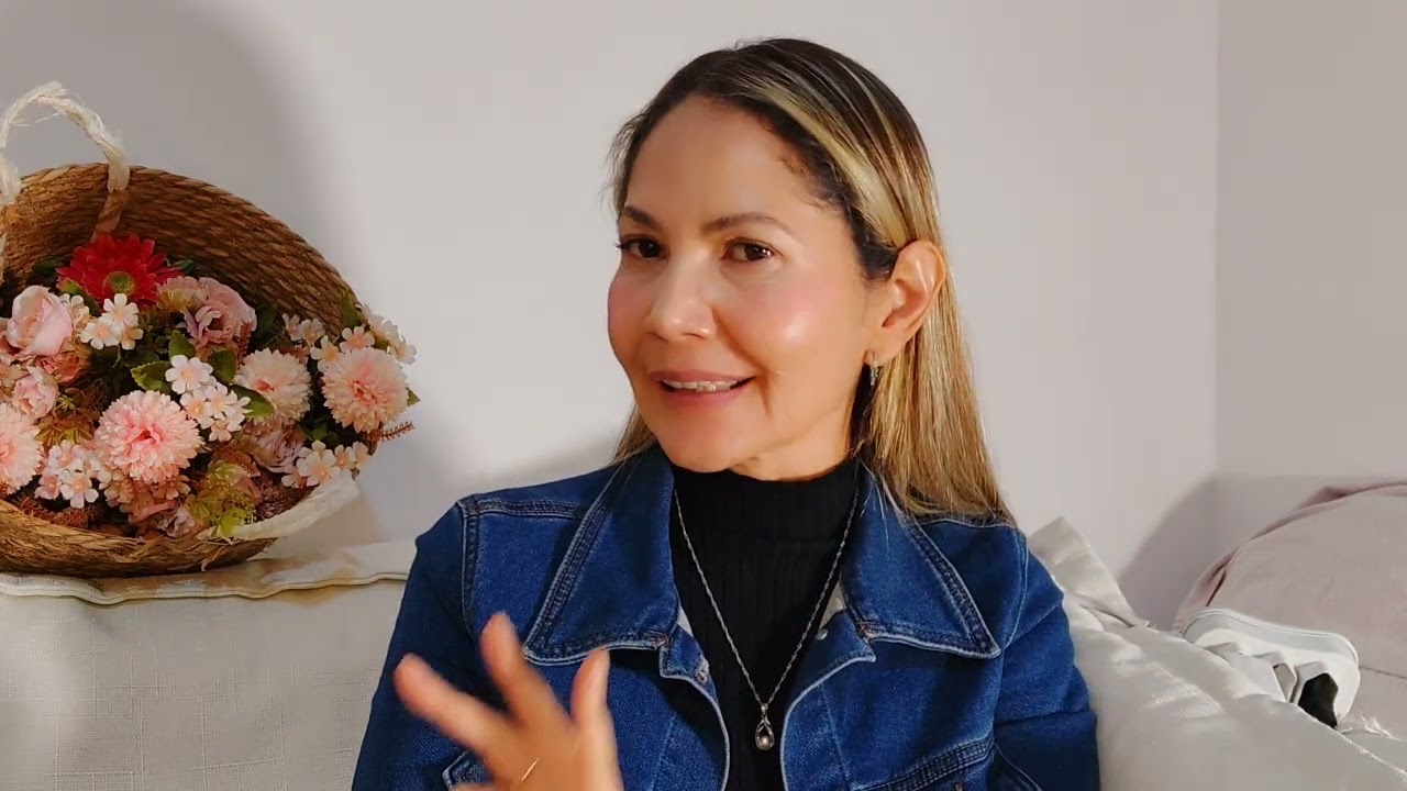 uma noiva vestida de preto.