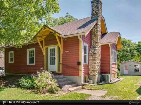 2016 New Hampshire Street, Lawrence, KS home video tour