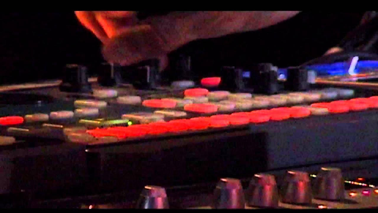 Παρακολούθηση COME - MADMOIZEL στο YouTube Παρακολούθηση COME - MADMOIZEL στο YouTube