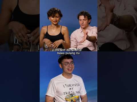 MEDY RENALDY UNBOXING MAINAN BARENG ZENDAYA!
