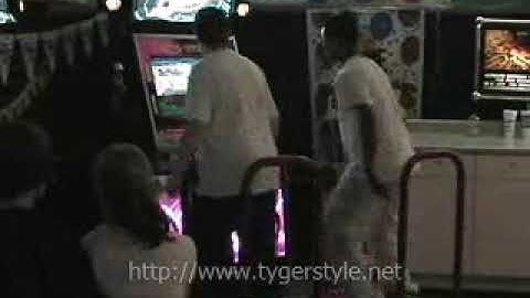 DDR Storm V Tech - Tyger vs Eagleboy - Crash