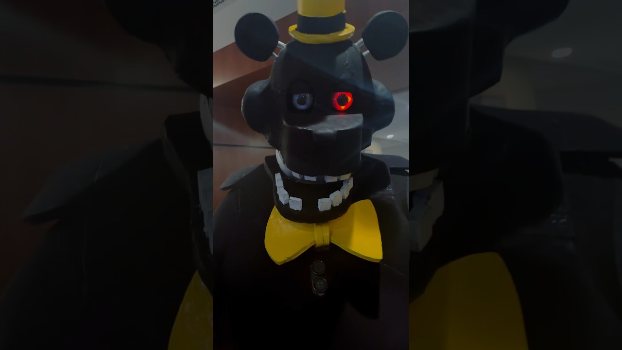 🐻Cosplay Contest Winner- Five Nights at Freddy’s Foxy #cosplay #halloween #fnaf #shortsfeed #shorts