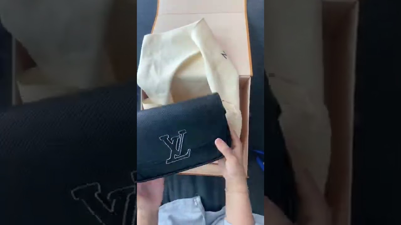 Louis Vuitton Buci Bag unboxing Review  LV Buci 包包开箱 (2022.7) 