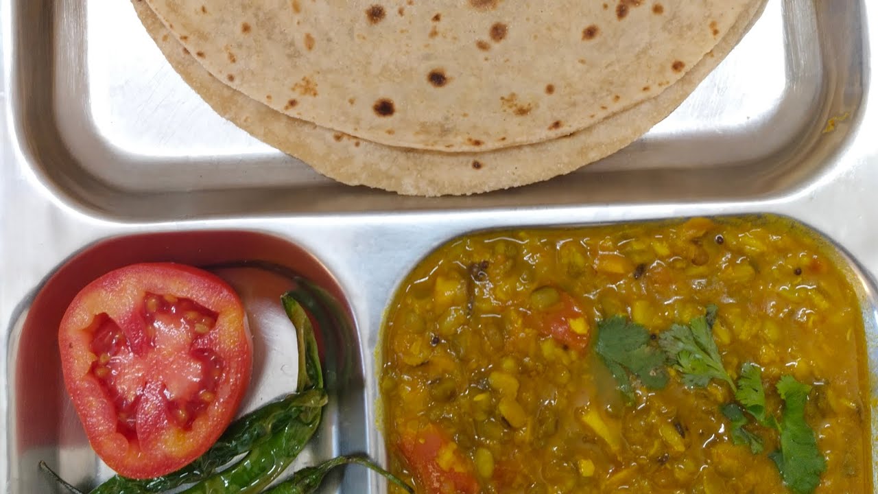 મગદાળ રોટલી