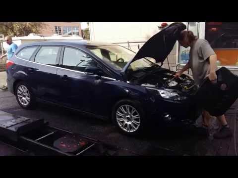 Мойка двигателя Ford Focus III 2012