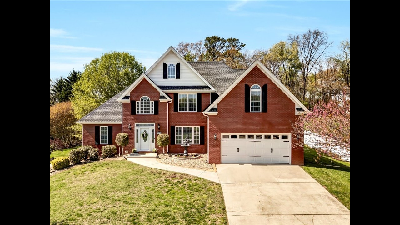 Custom 4 Bedroom Home in Wellington Place | Morristown TN Real Estate