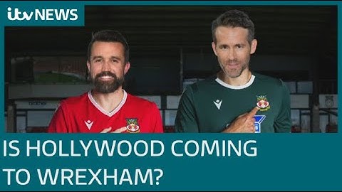 Hollywood actors Ryan Reynolds & Rob McElhenney in Wrexham AFC takeover bid | ITV News