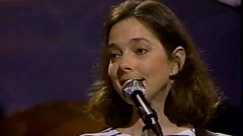 Gulf Coast Highway: Nanci Griffith