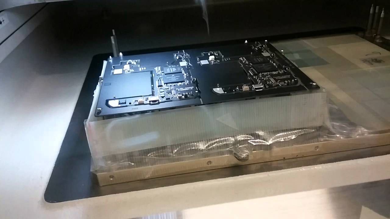 Sayaka SAM-CT23NJ CE-type PCB Separating Router in work - YouTube