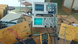 Pcm modulation and demodulation trainer Demo