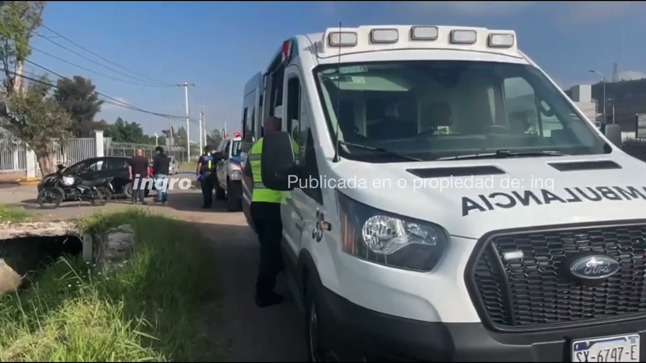 Accidente de motocicleta de aplicación deja una mujer lesionada