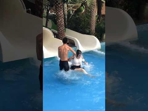 water park girls