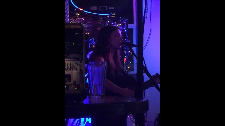 Nicole Averill at Firefly 10/22/15 Video 1