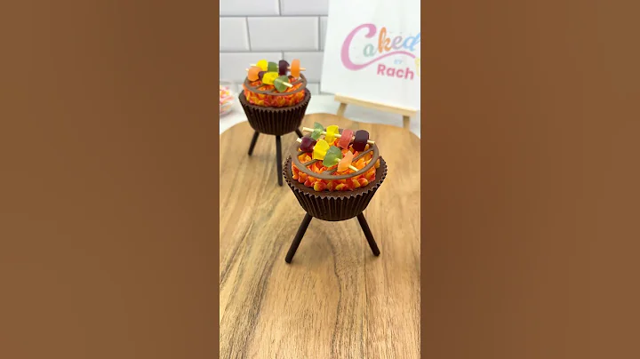 BBQ cupcakes 🔥🧁 #cakedbyrach #cakedecoration #cupcake #cupcakeideas #cakedesign #bbq #grill #short