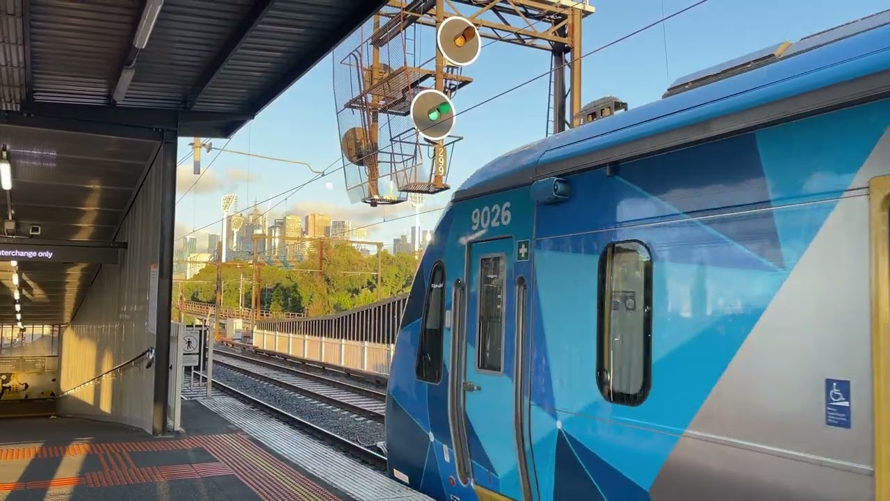 Richmond Station Platform 5 & 6 melbourne city views