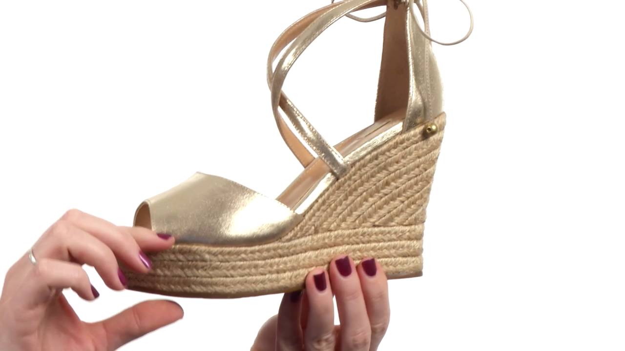 UGG - Reagan Metallic SKU:8807359 - YouTube