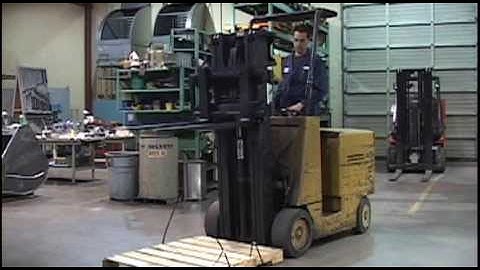 QD False Carriage and Quick Disconnect Hooks