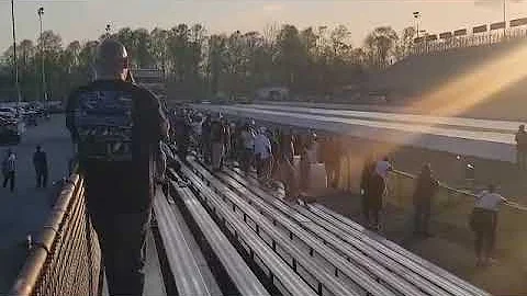 travis Griffin with gap deon race