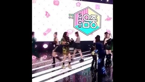 kpop stan twitter: ITZY