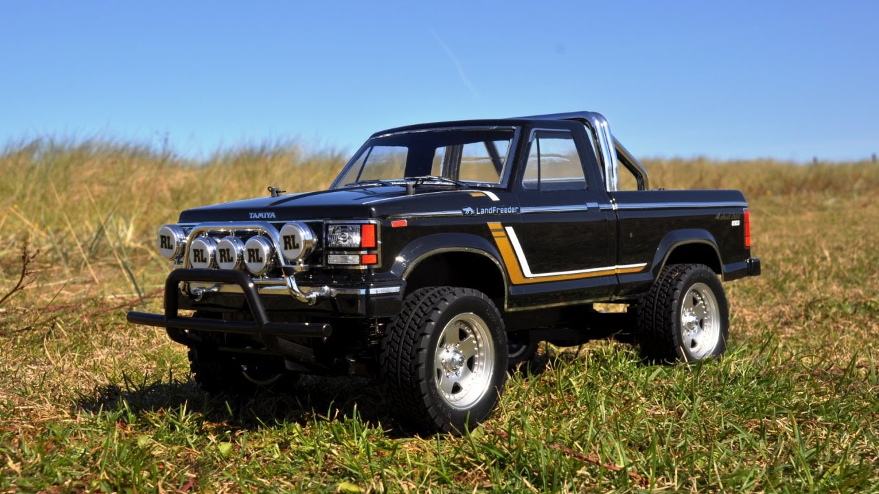 BUiLDiNG the Tamiya CC-01 Landfreeder 4WD 1/10 Scale Truck