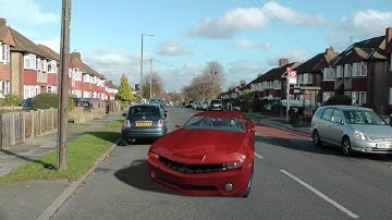 Element 3d : Wheels on the car go round and round