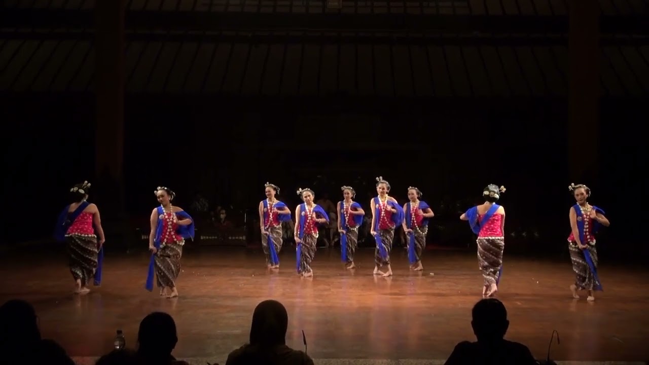 ujian tari hari dua, ISI Surakarta, 2024, Tari Gambyong Pangkur