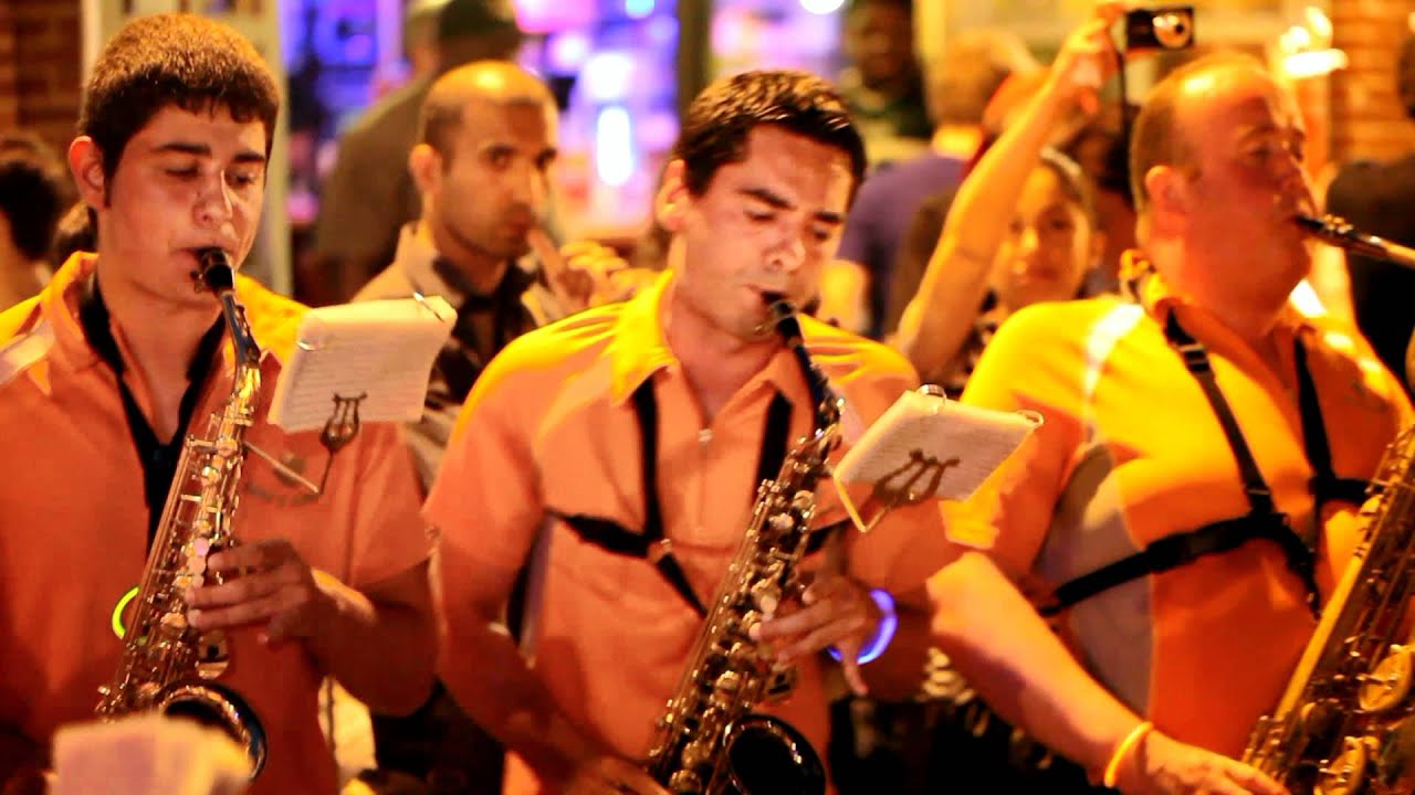 Banda New's Band - Canon Rock