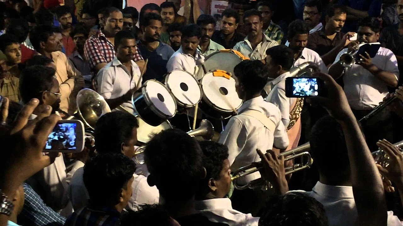 Ragadeepam Mundathikode 2015    Band set Chain Song by Valsan  Team   with HD quality