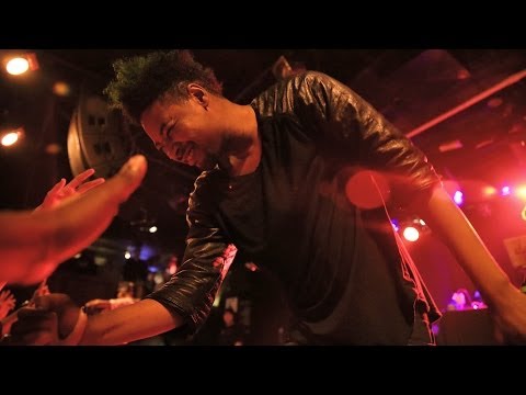 Danny Brown - Blunt After Blunt @ Multiple 2014 Shows w/Mass Blunt Smoking, Stage Diving & More [HD]