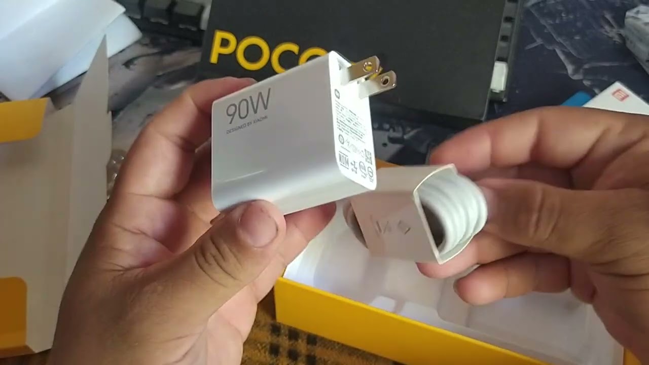 Unboxing POCO F7! (melhor que J5 prime? 👀)