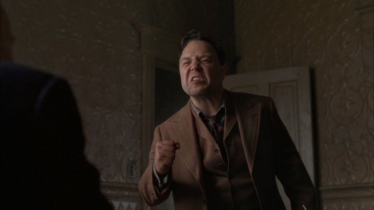 Did Al Capone try to whack Johnny Torrio? Boardwalk Empire Explained