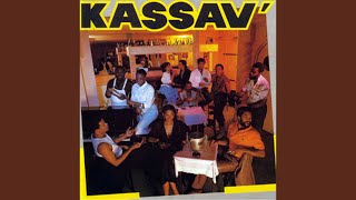 Video thumbnail of "Kassav' - Mwen Malad Aw"