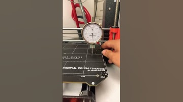 Levelling 3D printer beds with a dial gauge is super easy ￼