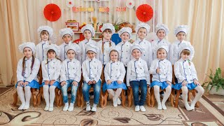 картинка: Свято до Дня матері у дитячому садочку