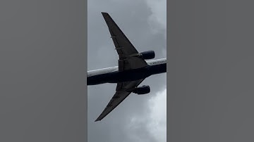 EPIC British Airways Boeing 777-236(ER) Takeoff from London Heathrow Airport - Runway 09R #shorts