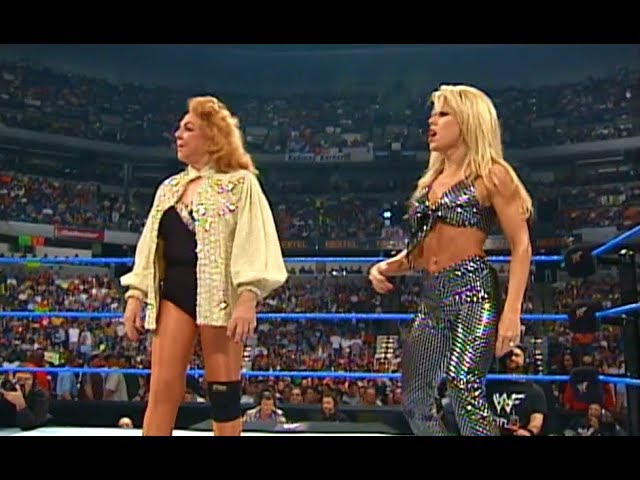 Alice indsprøjte mængde af salg 720pHD): WWE SD 04/13/00 - The Kat & Mae Young vs. Terri Runnels & Fabulous  Moolah - YouTube