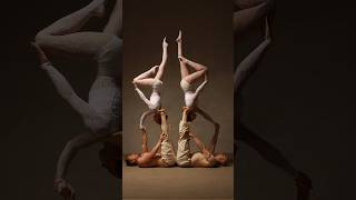 Model Poses For Photoshoot 5 Acrobatics.