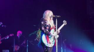 Kesha And The Creepies performing Your Love Is My Drug live at Foxwoods CT 2-15-17