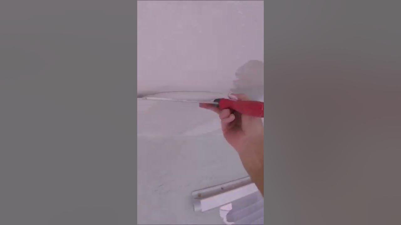 How to Texture a Wall with a Roller?