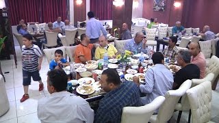 إفطار جماعي بتنظيم من نقابة أصحاب المشاغل بطولكرم في مطعم تنورين بالمدينة