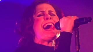 Alison Moyet - Ski 13.12.2017 Live at Colos-Saal Aschaffenburg