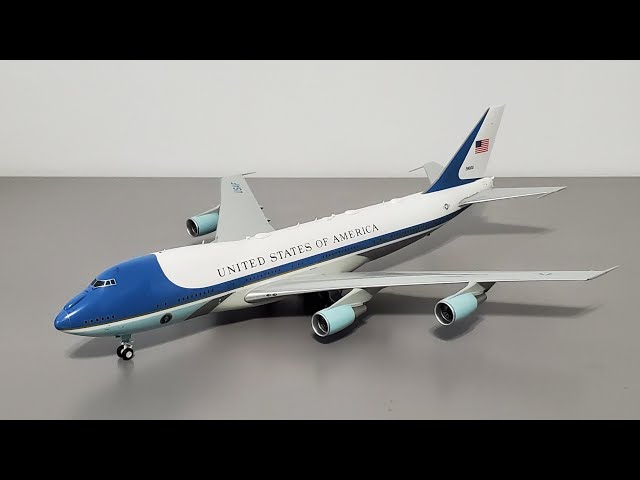 航空機・ヘリコプター Boeing 747-200 US Air Force One 1/200 航空機・ヘリコプター Boeing 747-200 US Air Force One 1/200 1