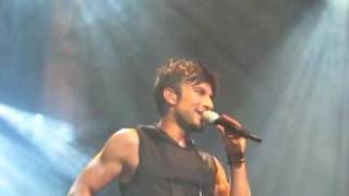 Tarkan Live-İstanbul ağlıyor St.Petersburg 09