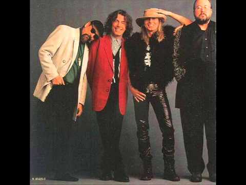 Putar Cry Baby - Cheap Trick