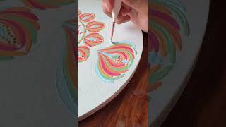 We could watch @pragysartwork paint mandalas all day 😍🎨