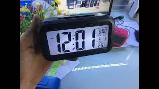 Trên Tay đồng Hồ để Bàn Led đẹp Không Tỳ Vết Trên Tay đồng Hồ để Bàn Led đẹp Không Tỳ Vết