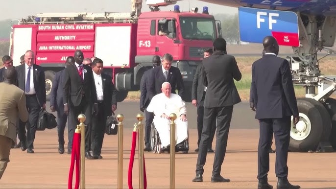 Papa inicia visita à Mongólia e envia mensagem 'unidade e paz' à China