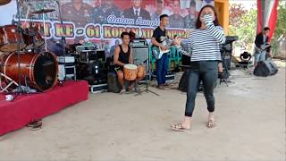 Cek sound Alif & 99 Band, Egois.