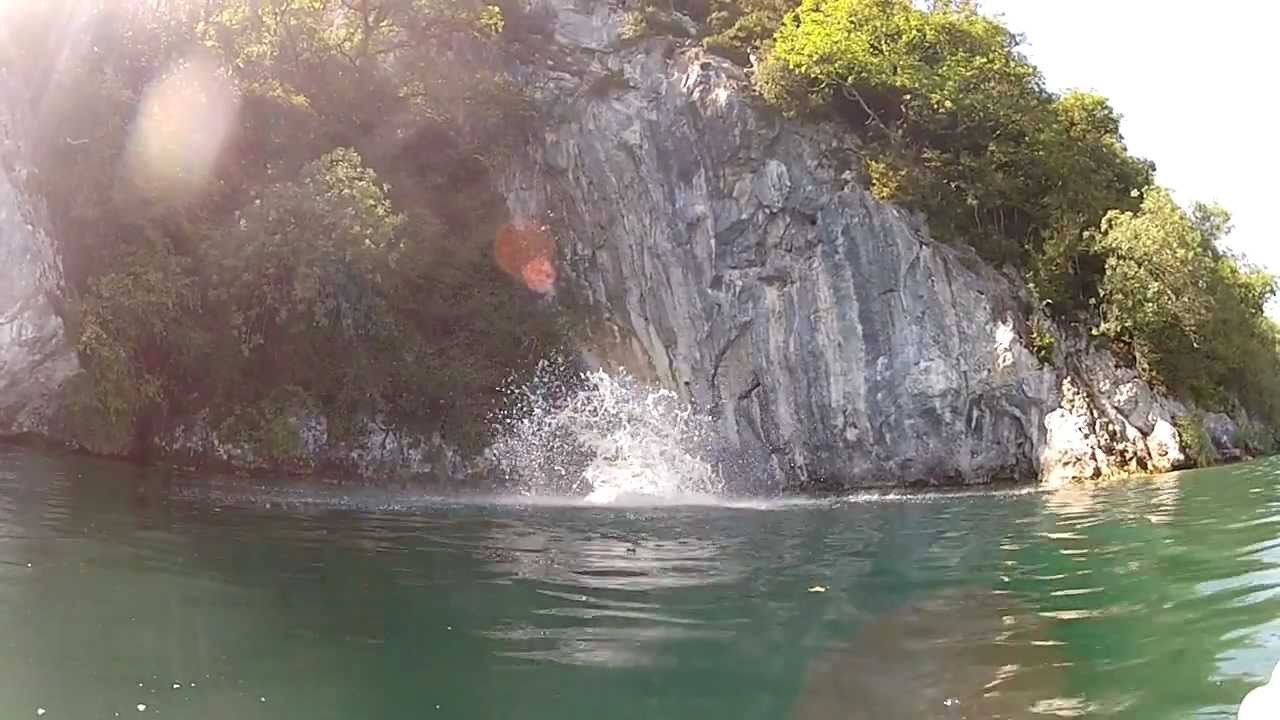 noam saute de 15 mètres à bourdeau;)